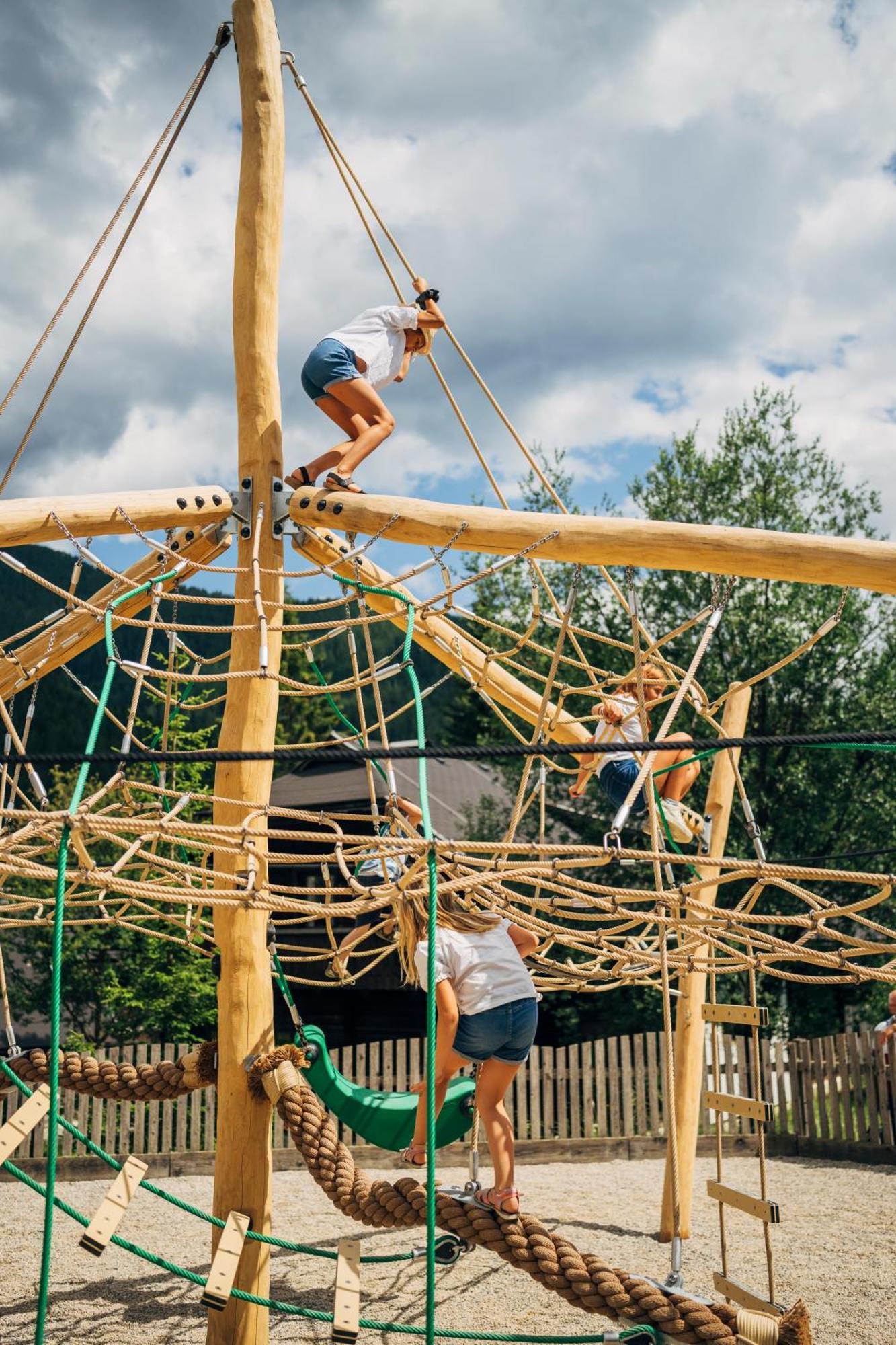 Slow Travel Resort Kirchleitn Bad Kleinkirchheim Zewnętrze zdjęcie